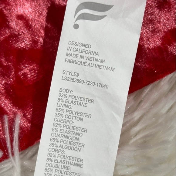 Fabletics Crushed Velour Zip Up Hoodie Strawberry Red NWT Medium - Picture 4 of 11